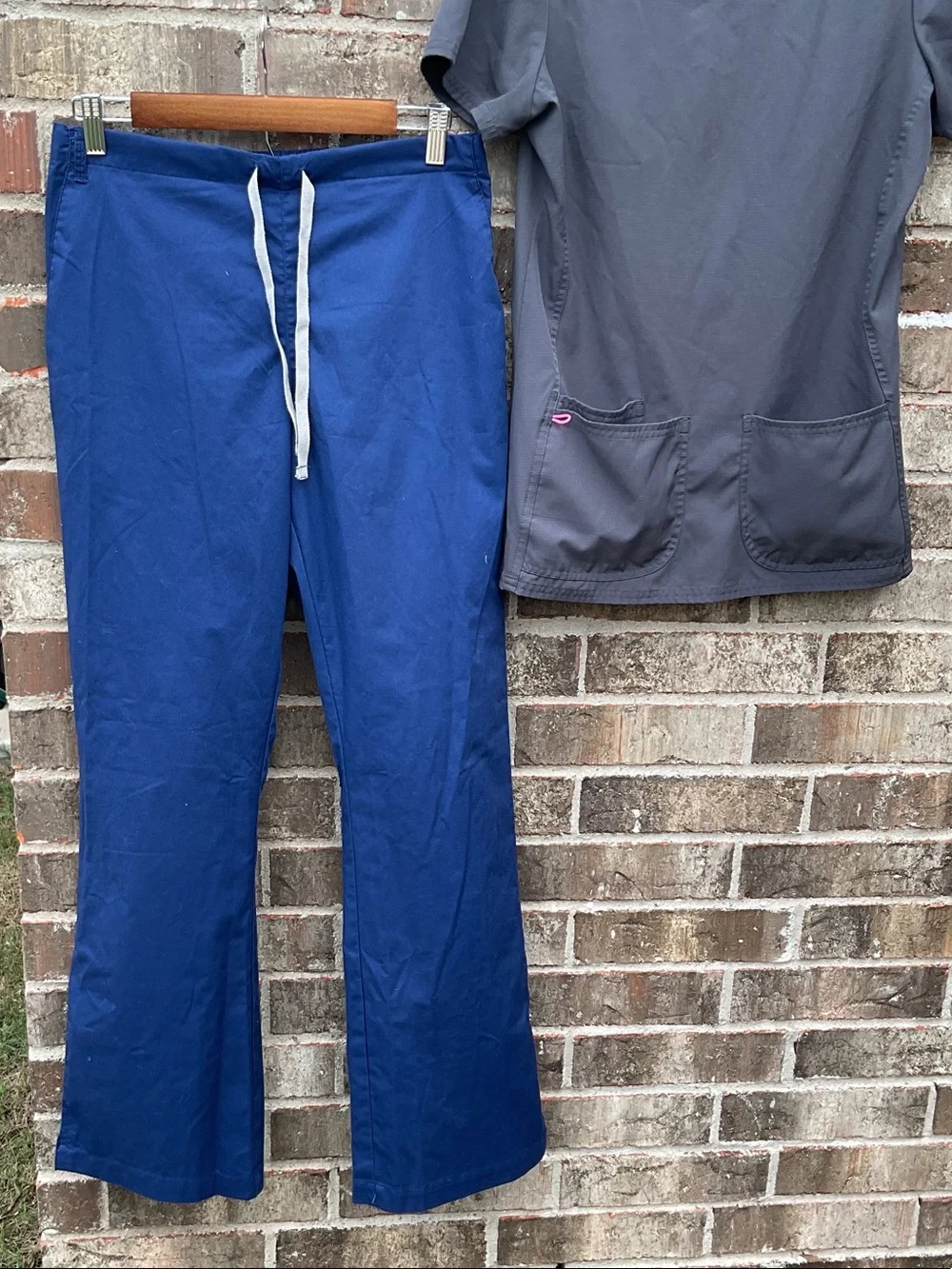Take 50% OFF- 2pcs Women's Gray V-Neck Scrub Top & Blue Drawstring Pants, Size-S